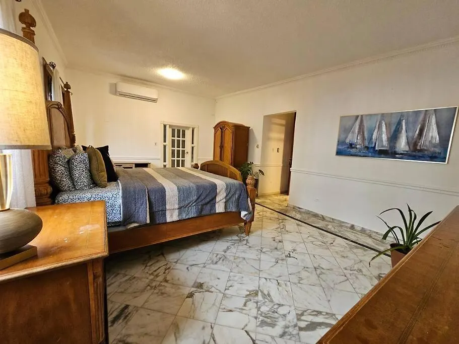 Hugo'S Rental Σαν Χουάν 0*,